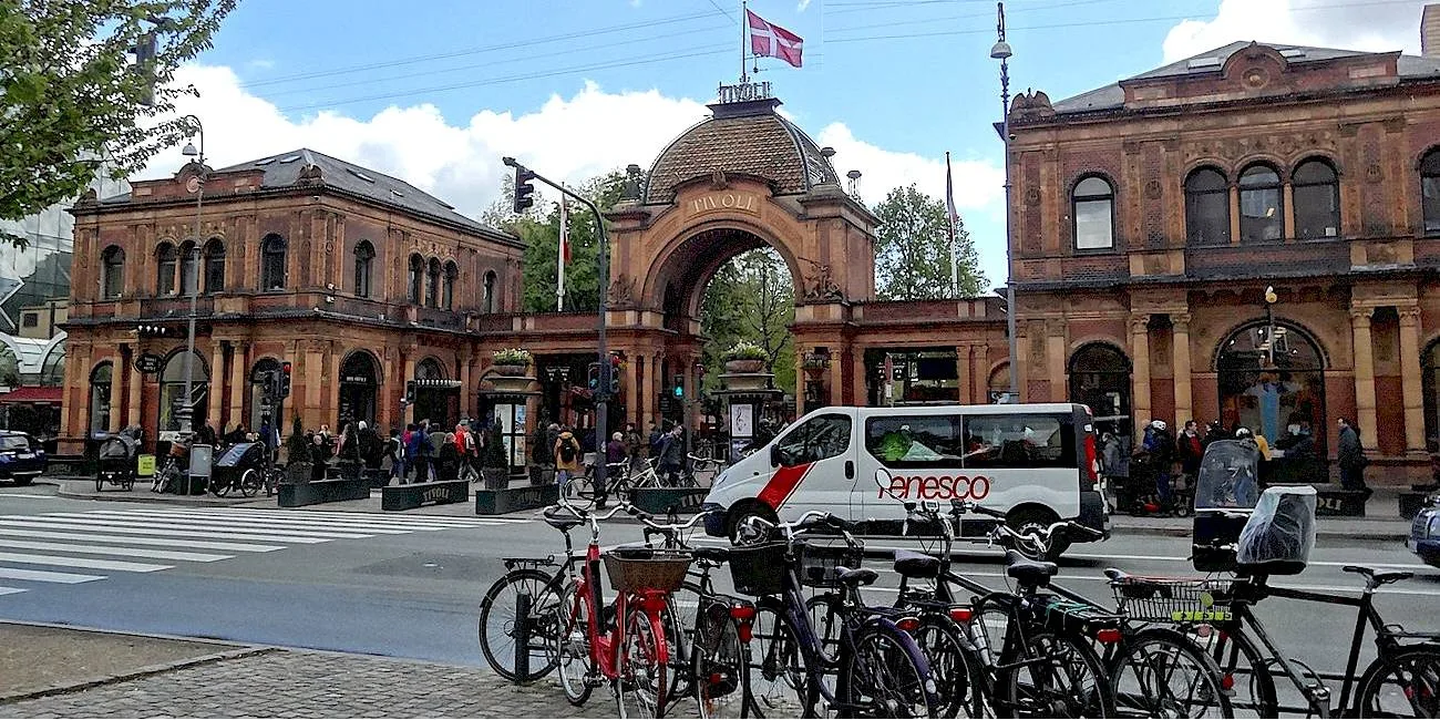 COPENHAGUE — 13