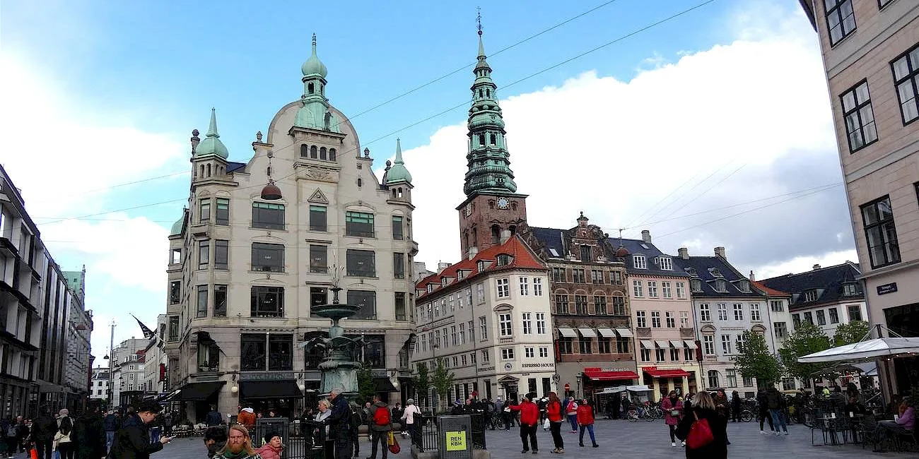 COPENHAGUE — 19