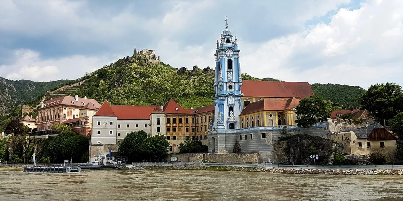 DÜRNSTEIN — 02