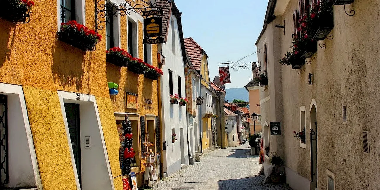 DÜRNSTEIN — 08