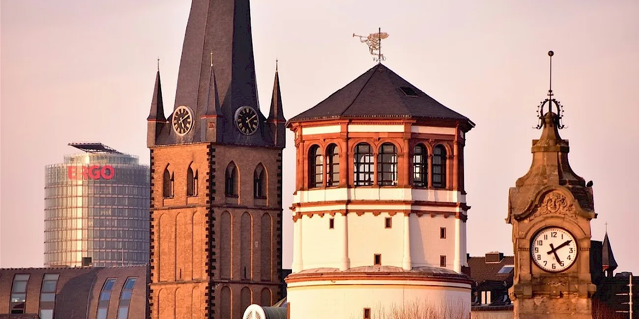 DÜSSELDORF — 54
