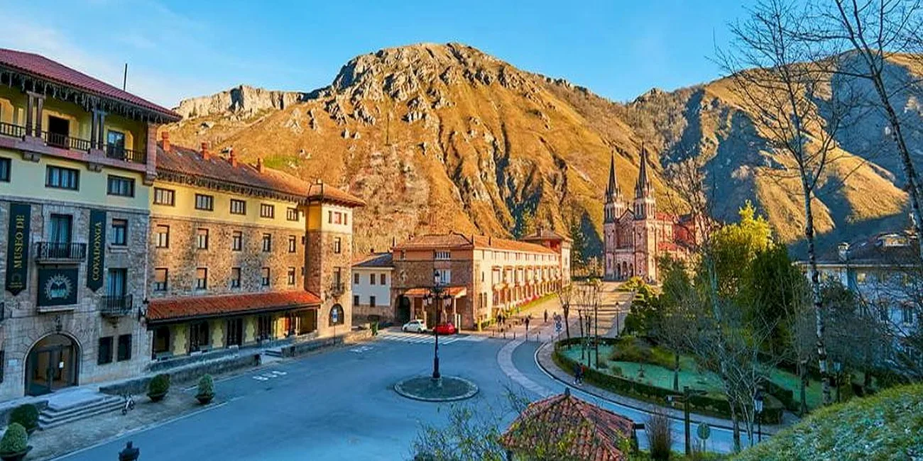 COVADONGA — 08