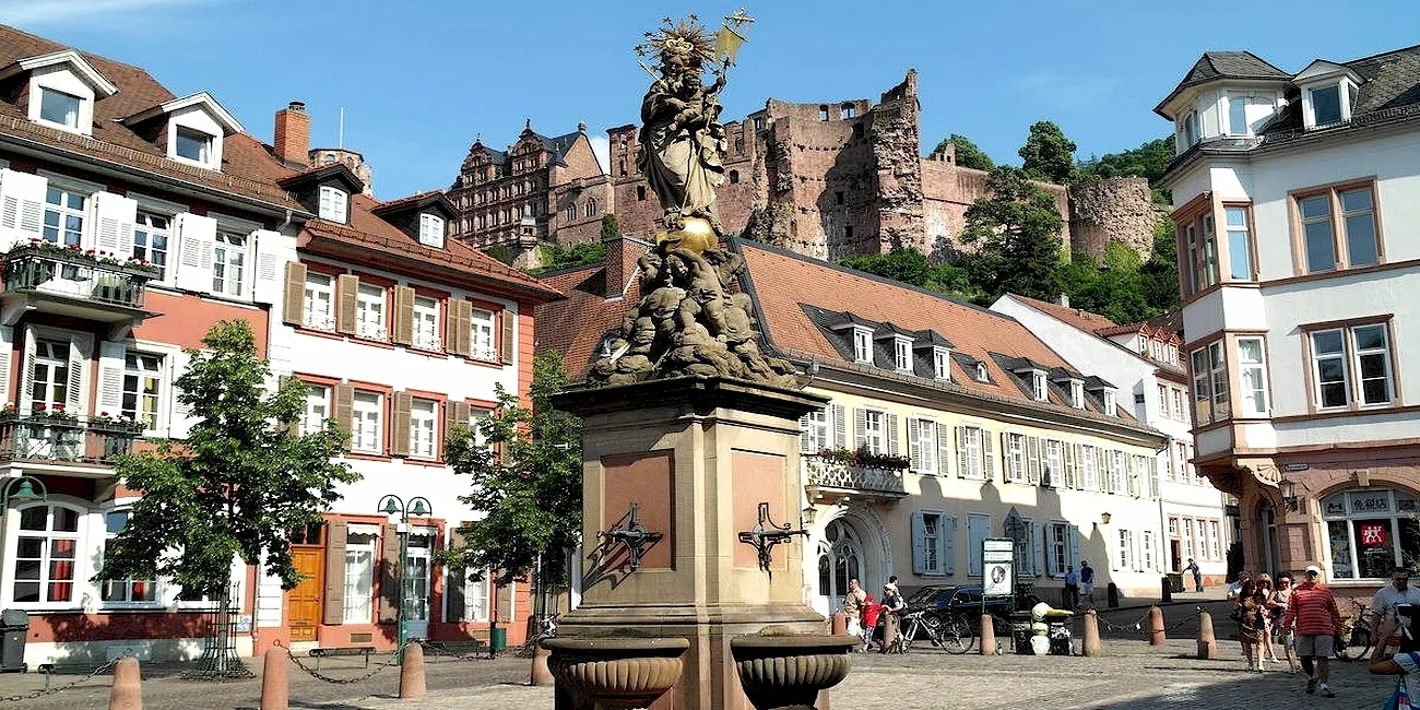 HEIDELBERG — 24