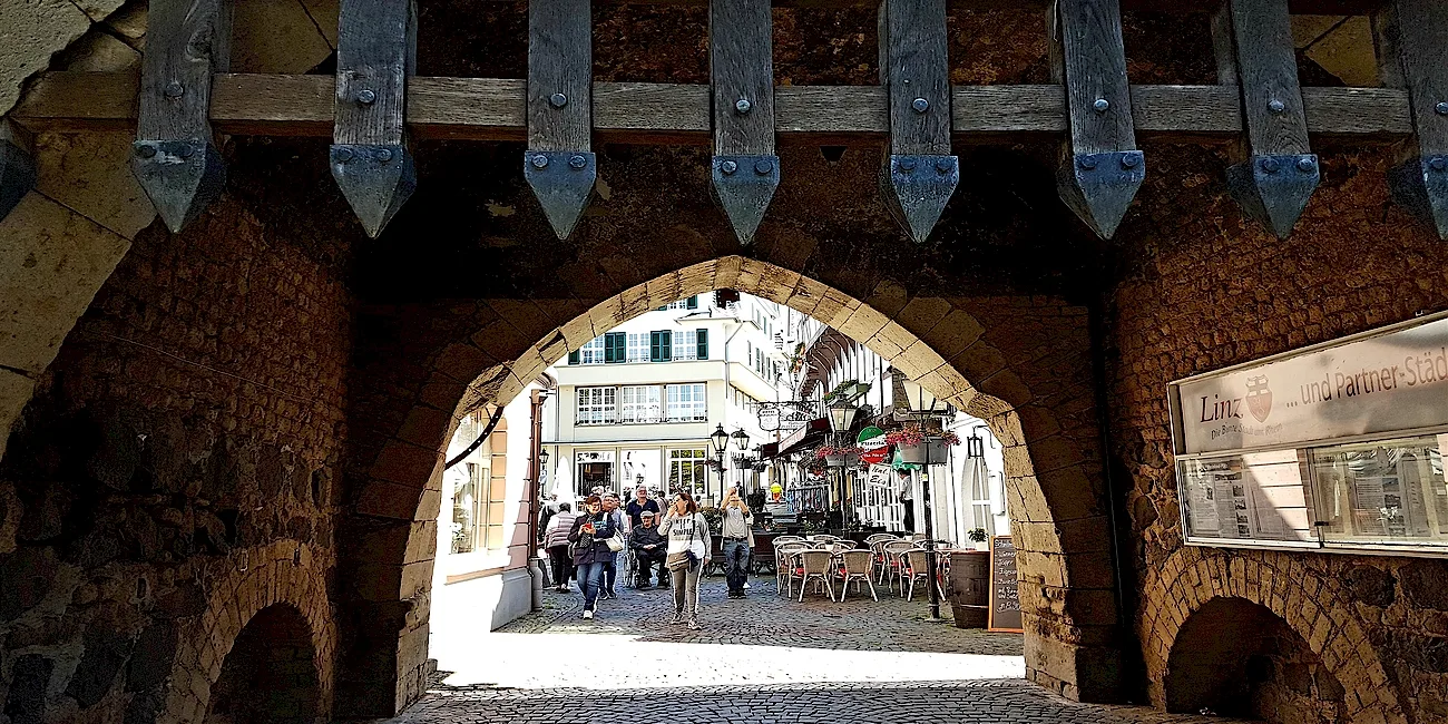 LINZ AM RHEIN — 06