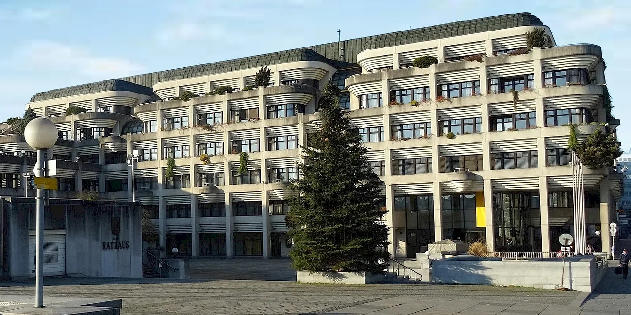 LINZ — 26
