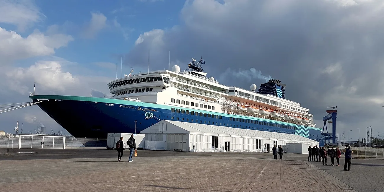 MALMÖ — 10