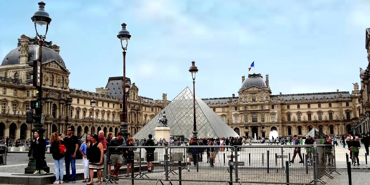 PARÍS — 12