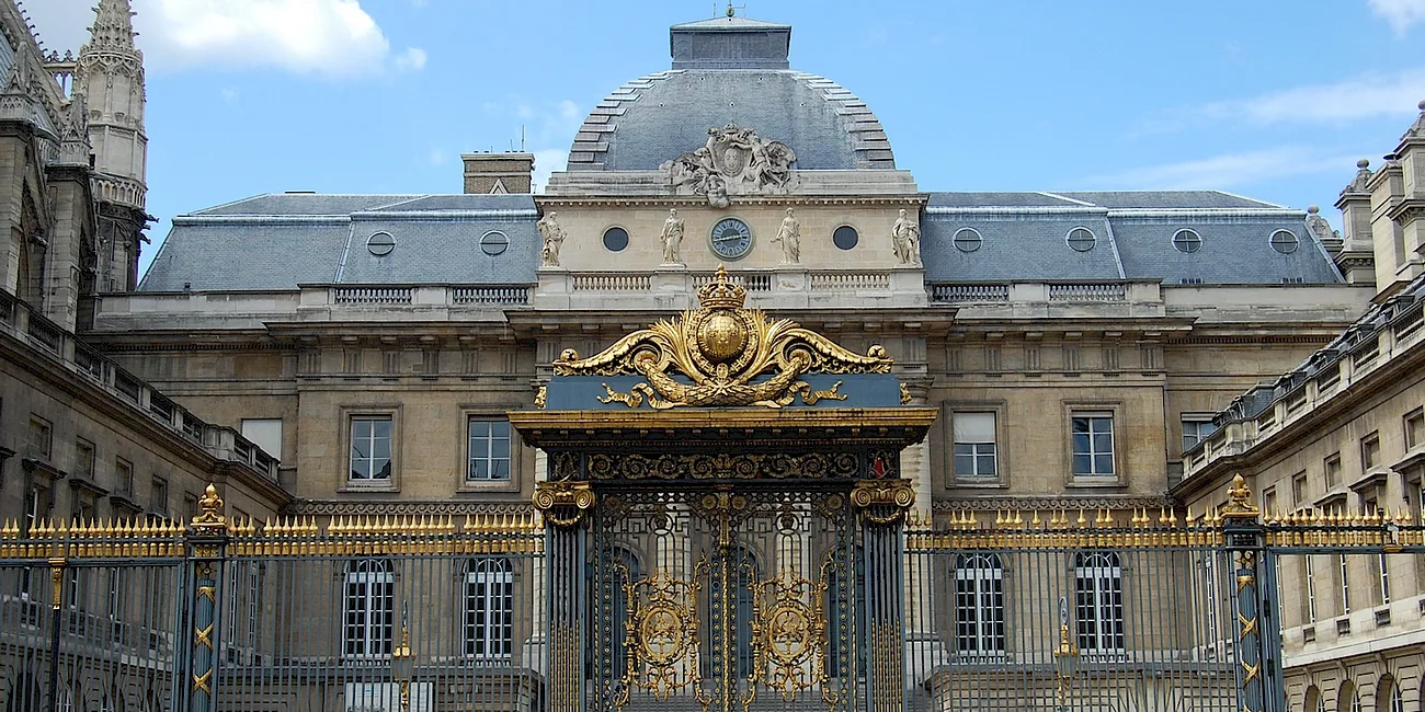 PARÍS — 13