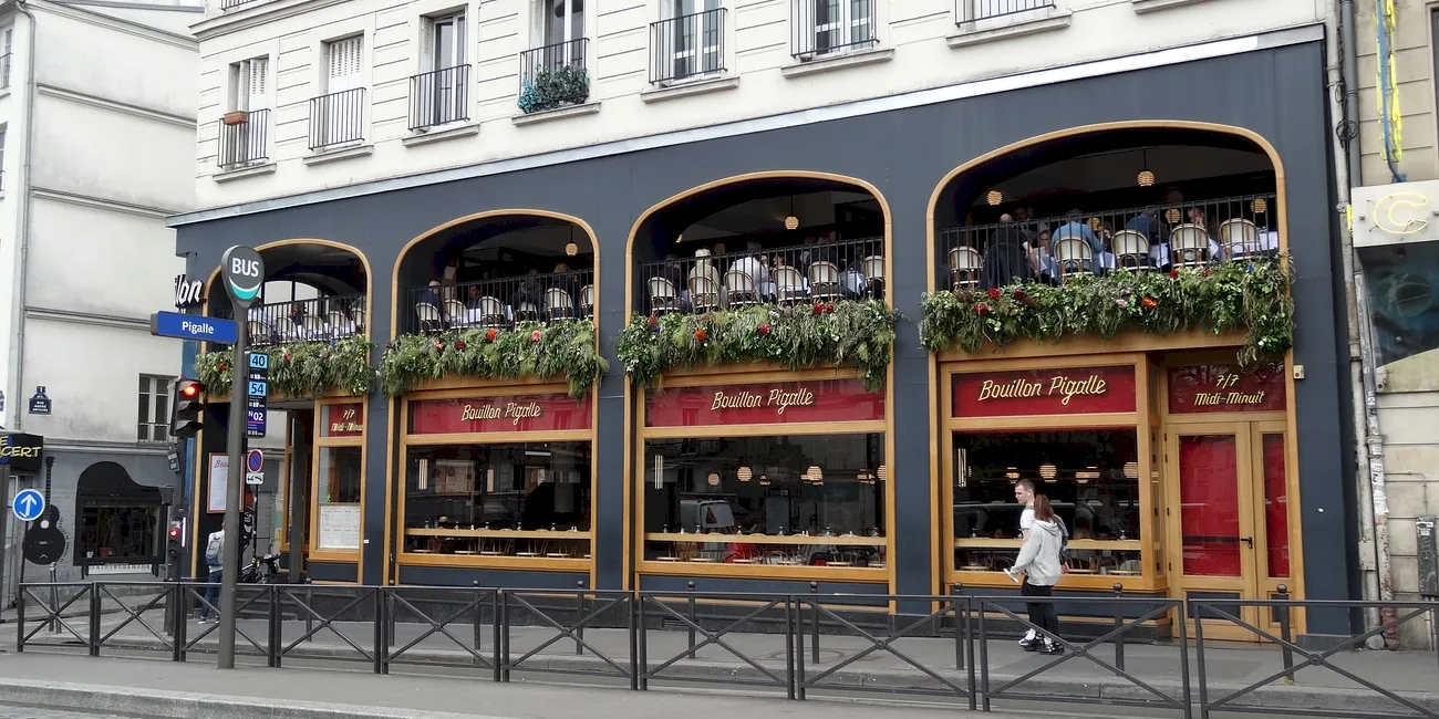 PARÍS — 24