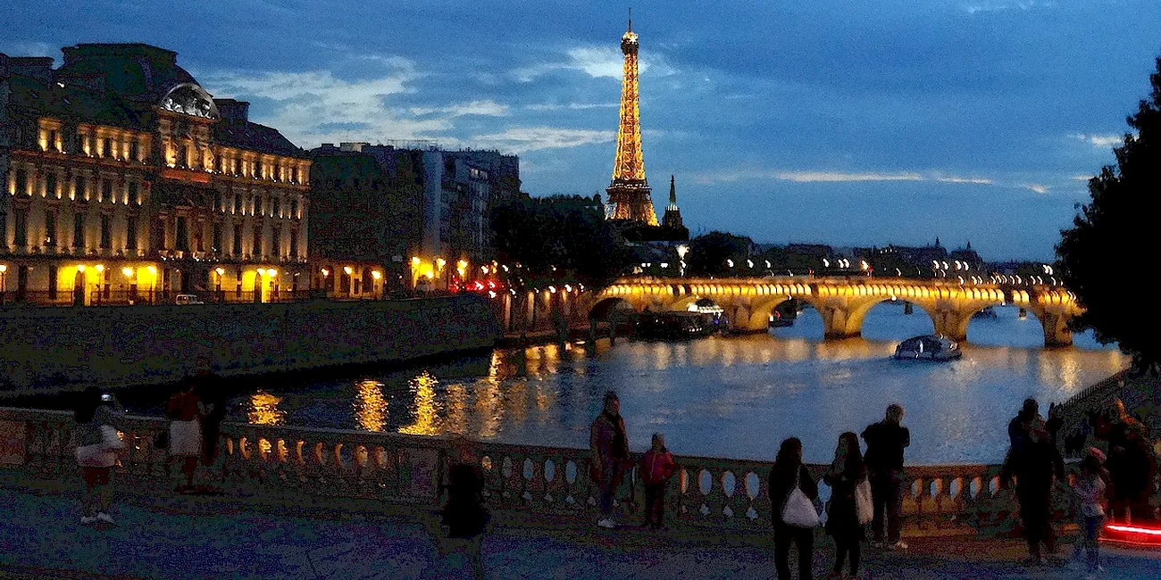PARÍS — 08