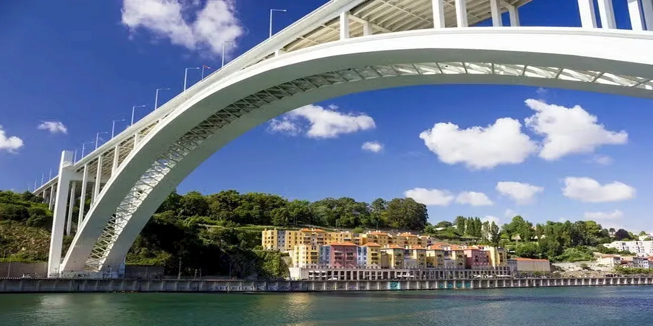 OPORTO — 10