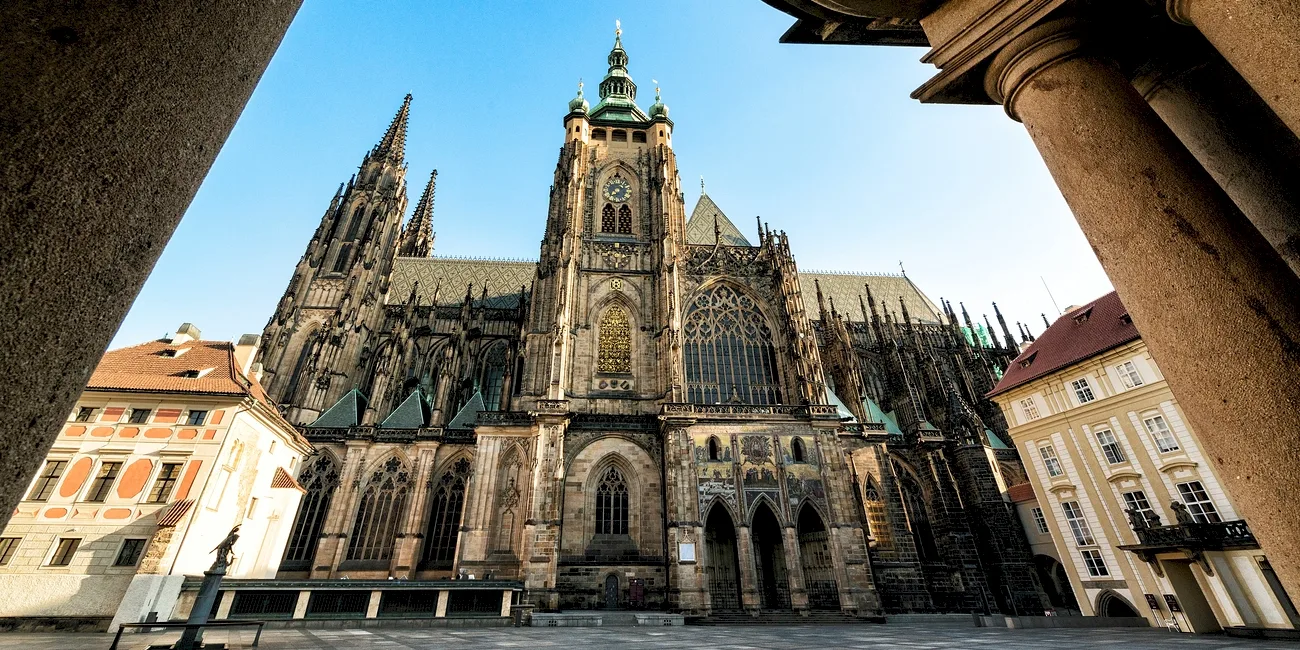 PRAGA — 28