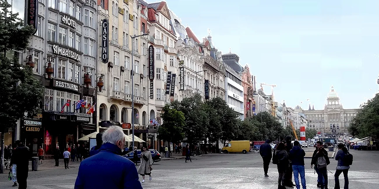 PRAGA — 53