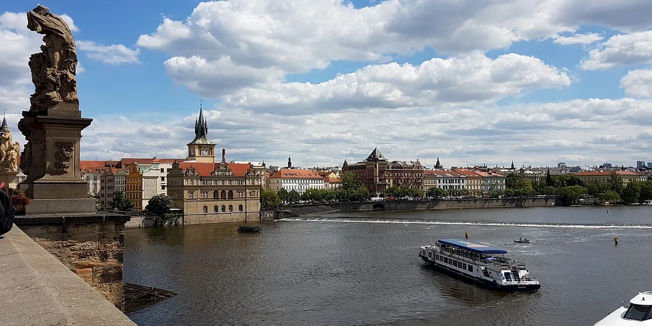 PRAGA — 89