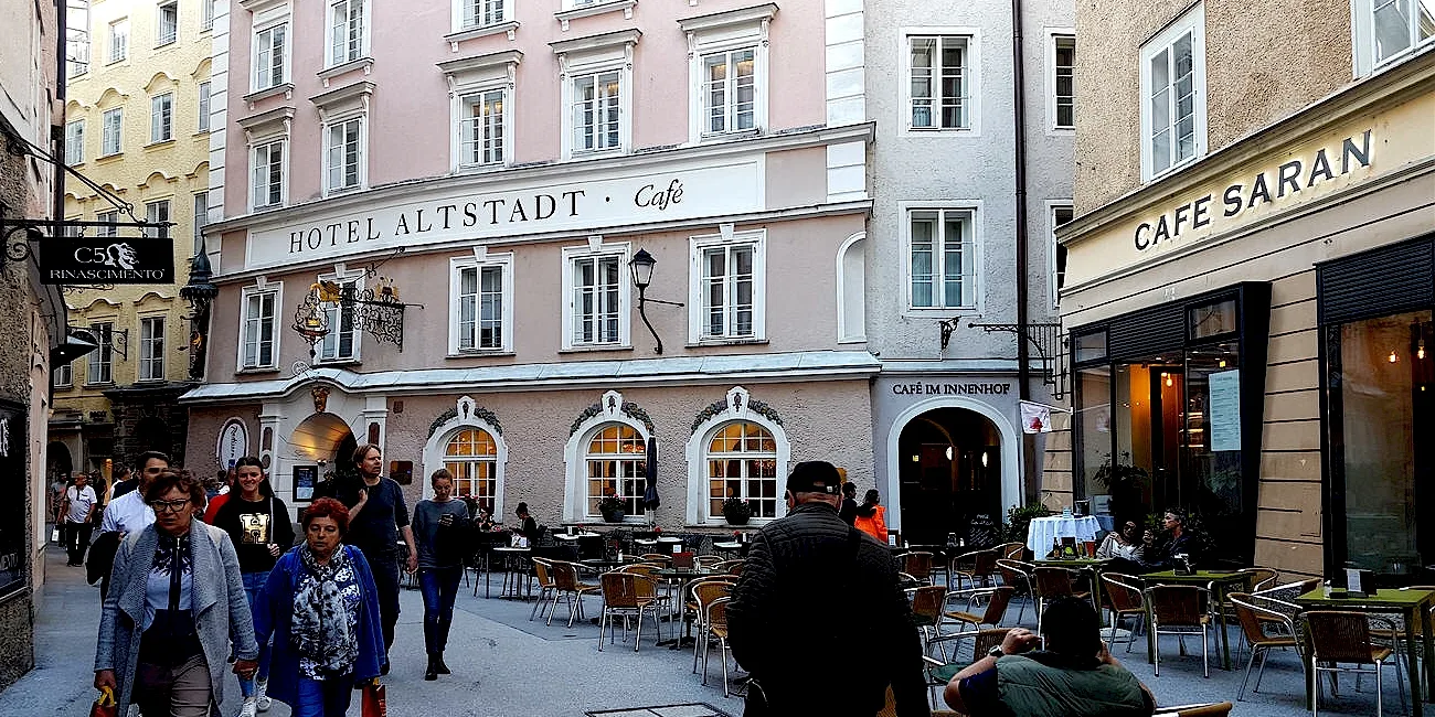 SALZBURGO — 22