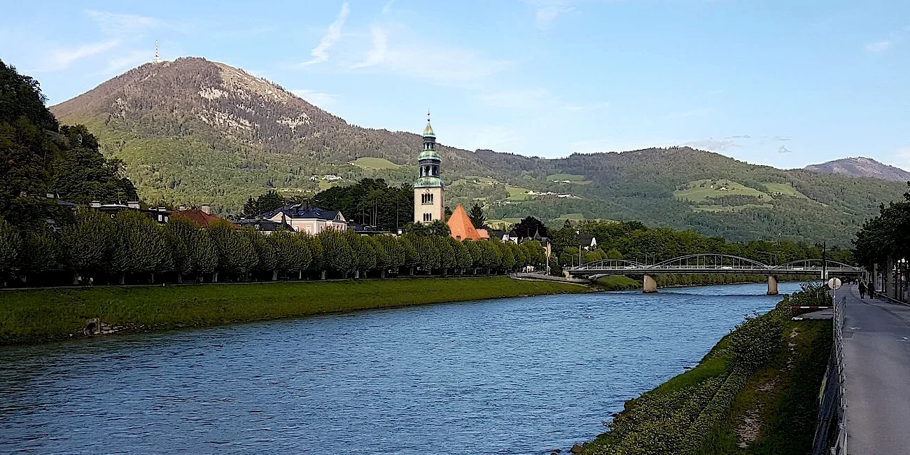 SALZBURGO — 33