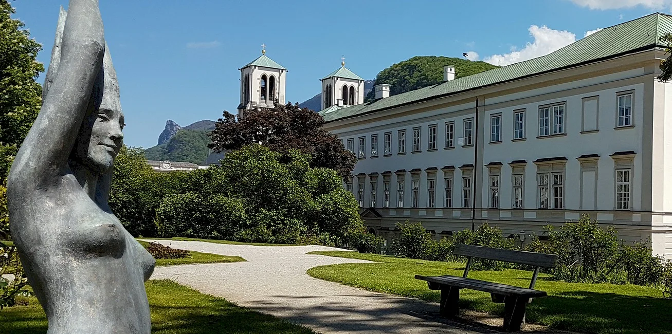 SALZBURGO — 36