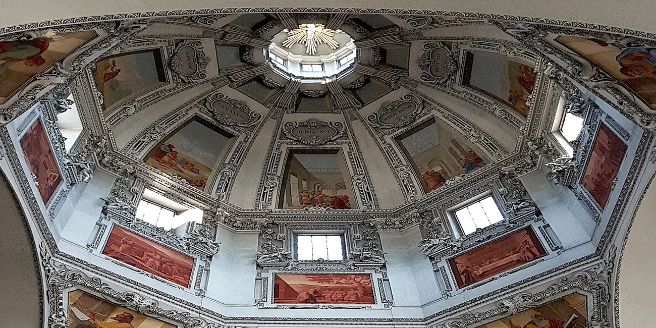 SALZBURGO — 54