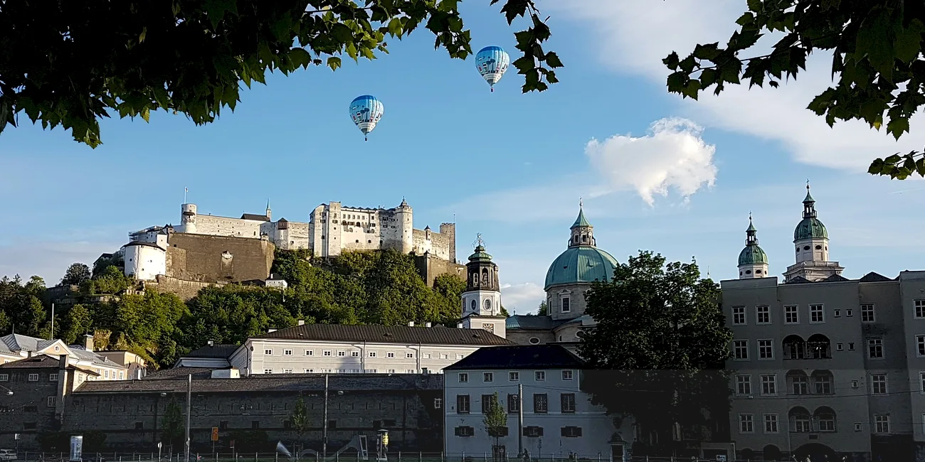 SALZBURGO — 76