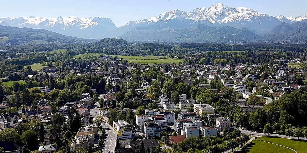 SALZBURGO — 90