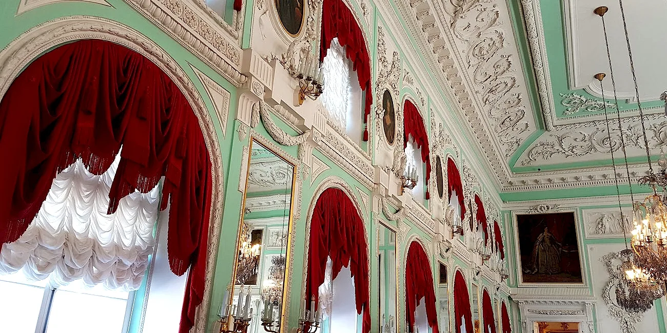 SAN PETERSBURGO — 08