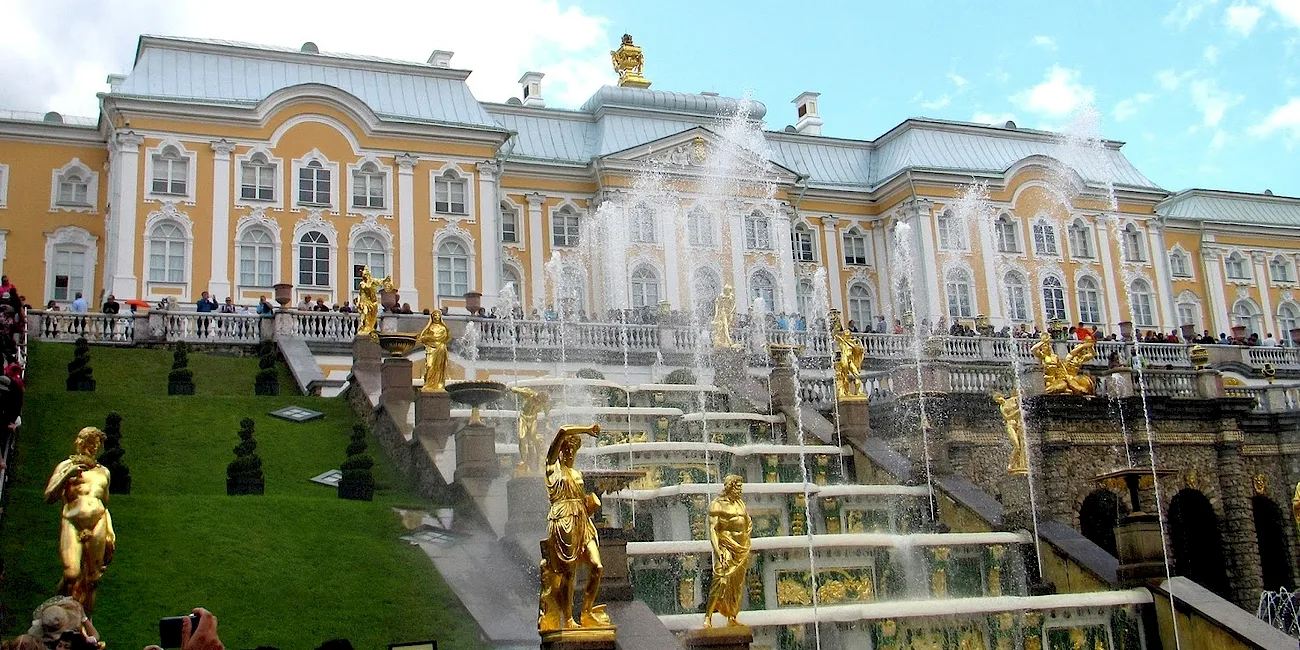 SAN PETERSBURGO — 16