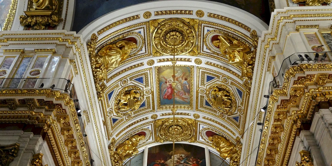 SAN PETERSBURGO — 44