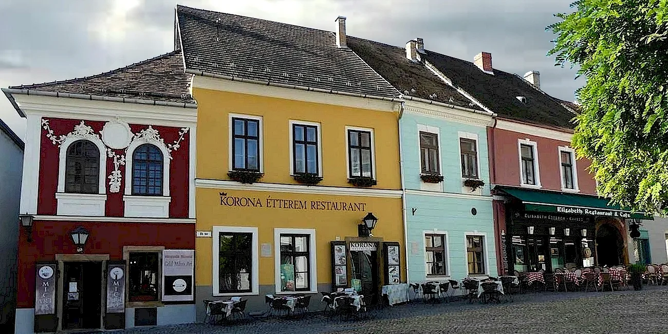 SZENTENDRE — 12