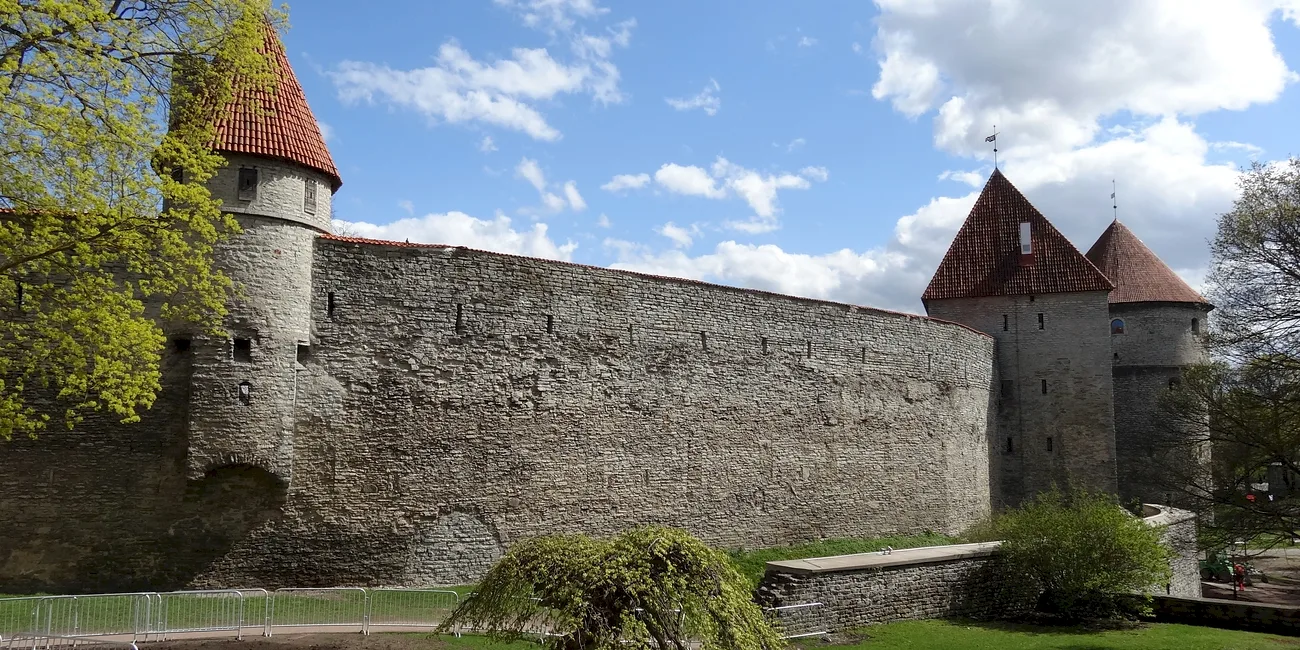 TALLIN — 05