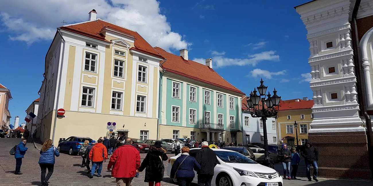 TALLIN — 10