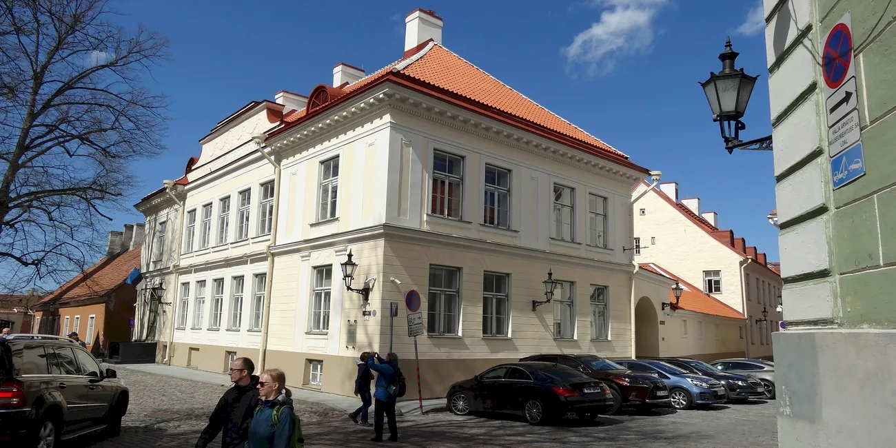 TALLIN — 14
