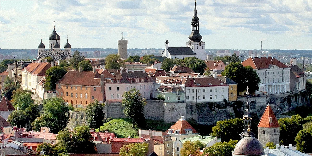TALLIN — 30a