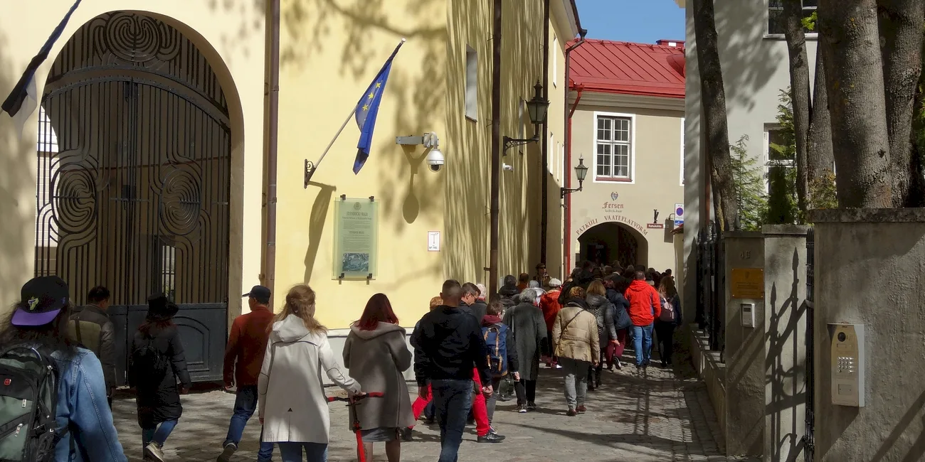 TALLIN — 35