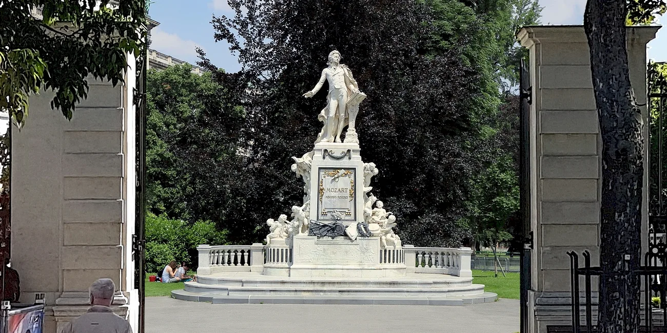 VIENA — 08