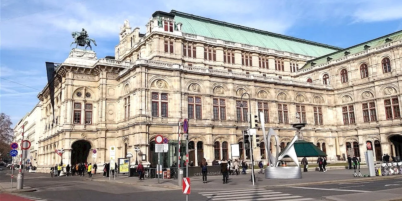 VIENA — 09