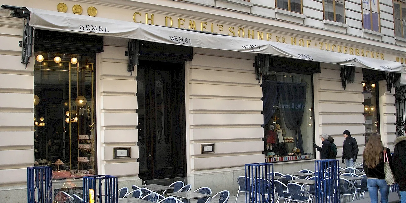 VIENA — 30