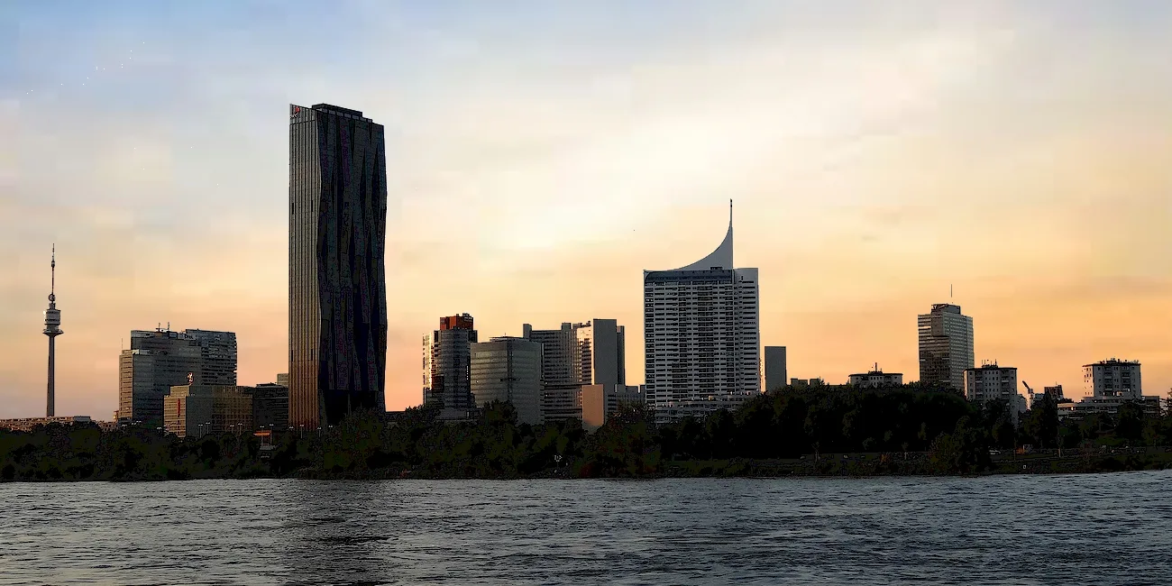 VIENA — 47
