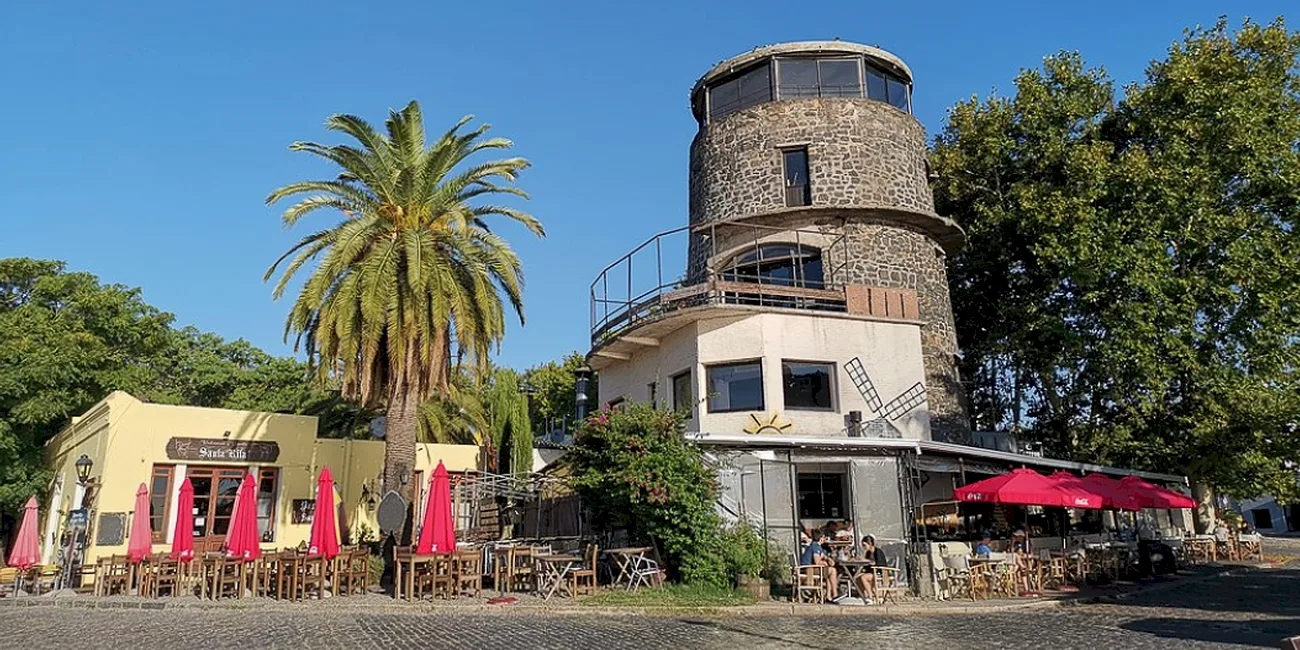 COLONIA SACRAMENTO — 71