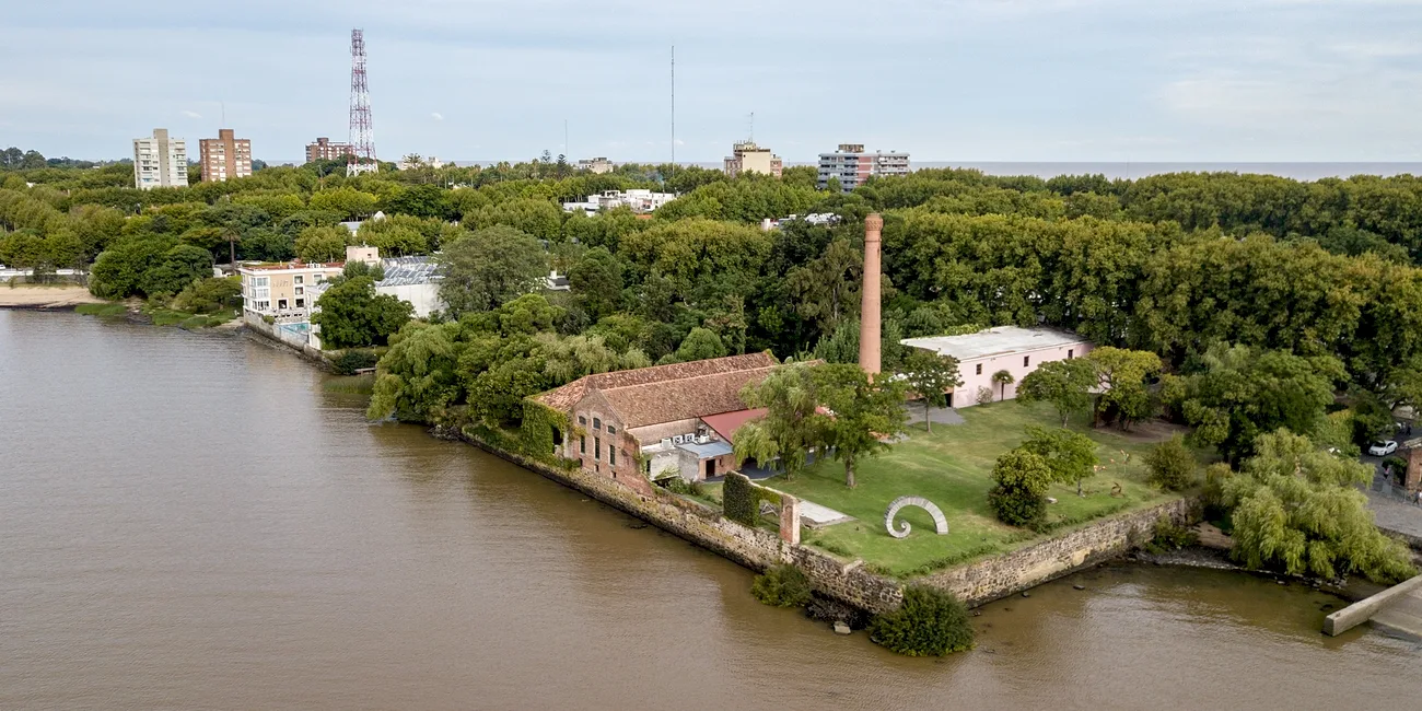 COLONIA SACRAMENTO — 82a