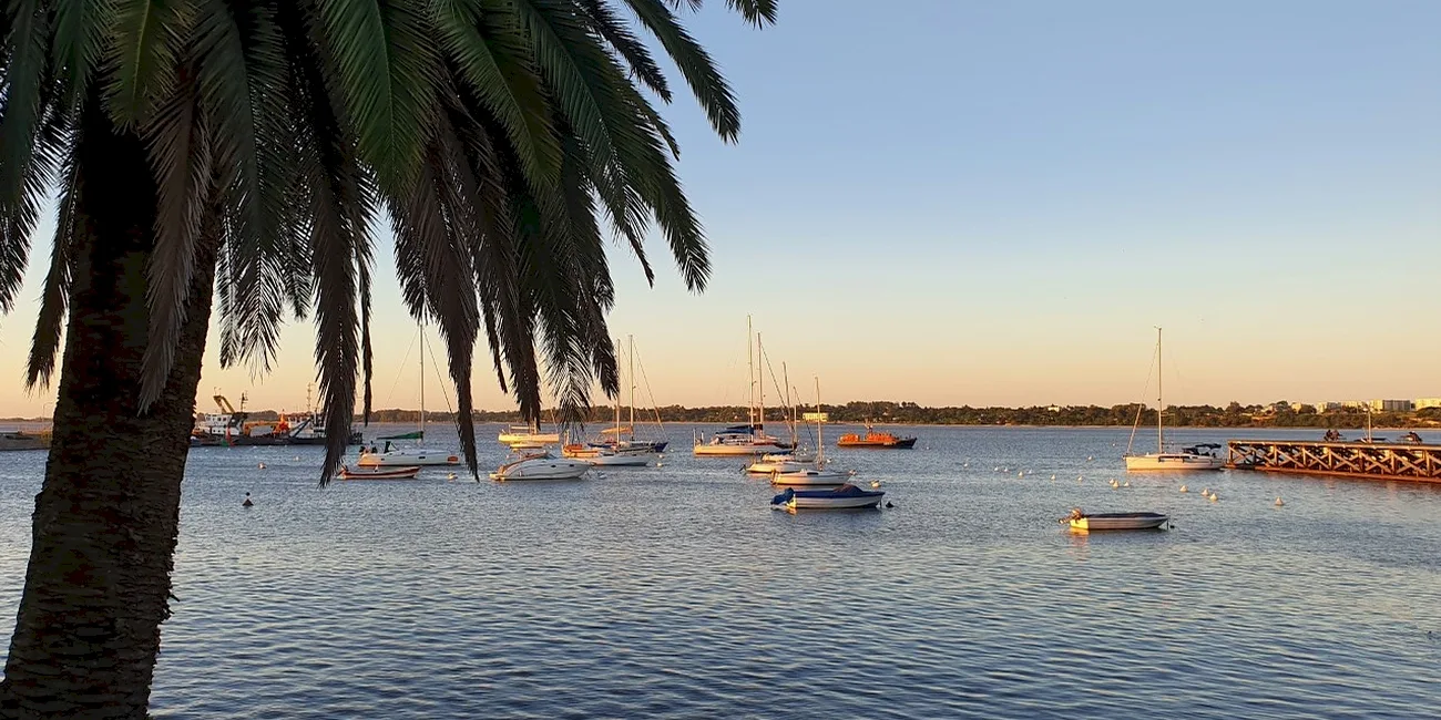 COLONIA SACRAMENTO — 87
