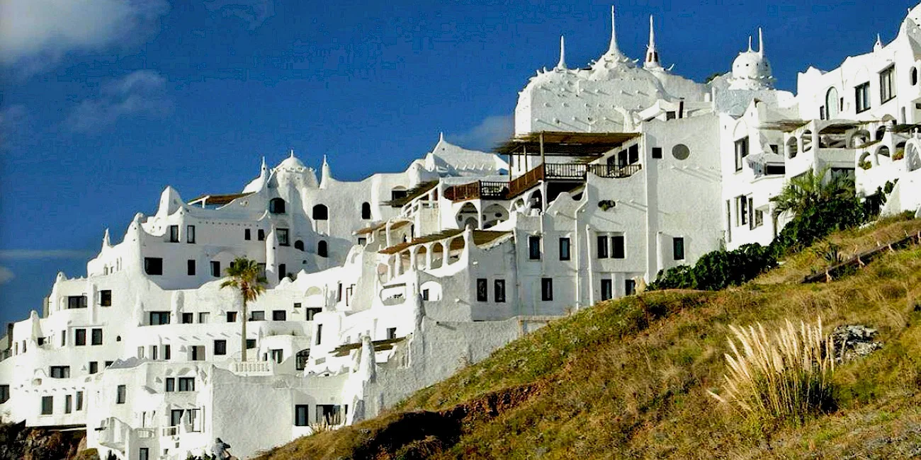 PUNTA DEL ESTE — 40 casapueblo