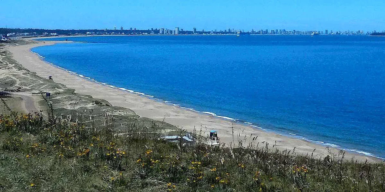 PUNTA DEL ESTE — 53
